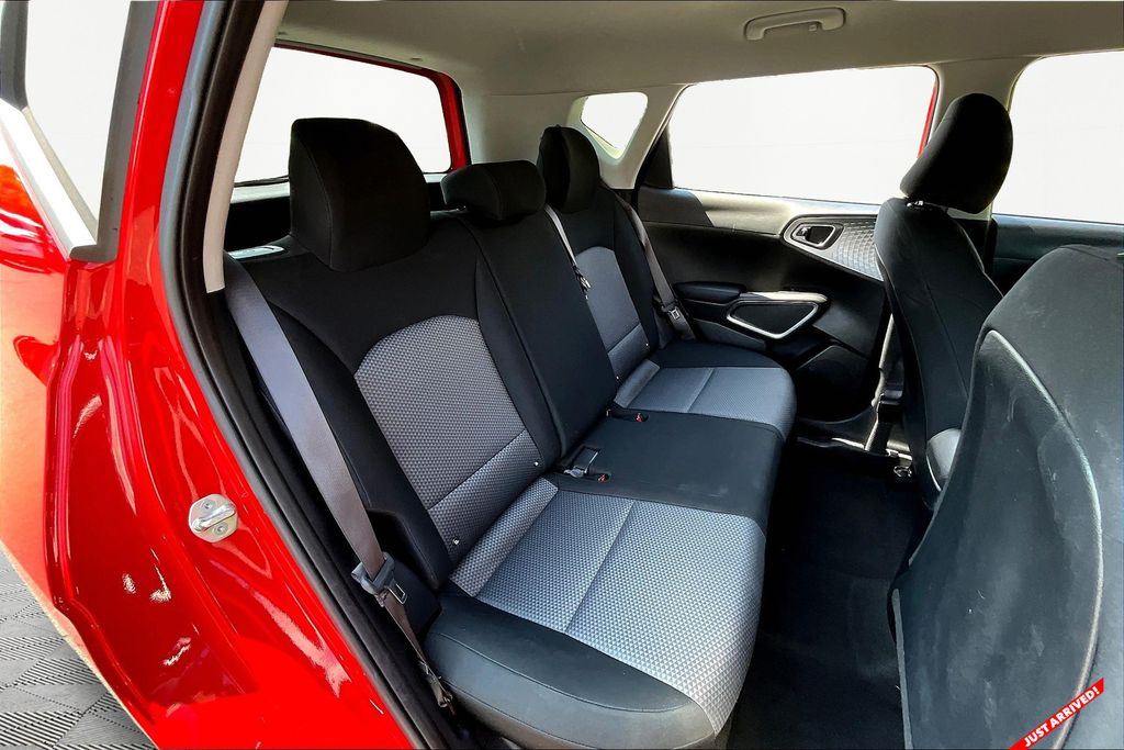 2023 Kia Soul LX photo 17
