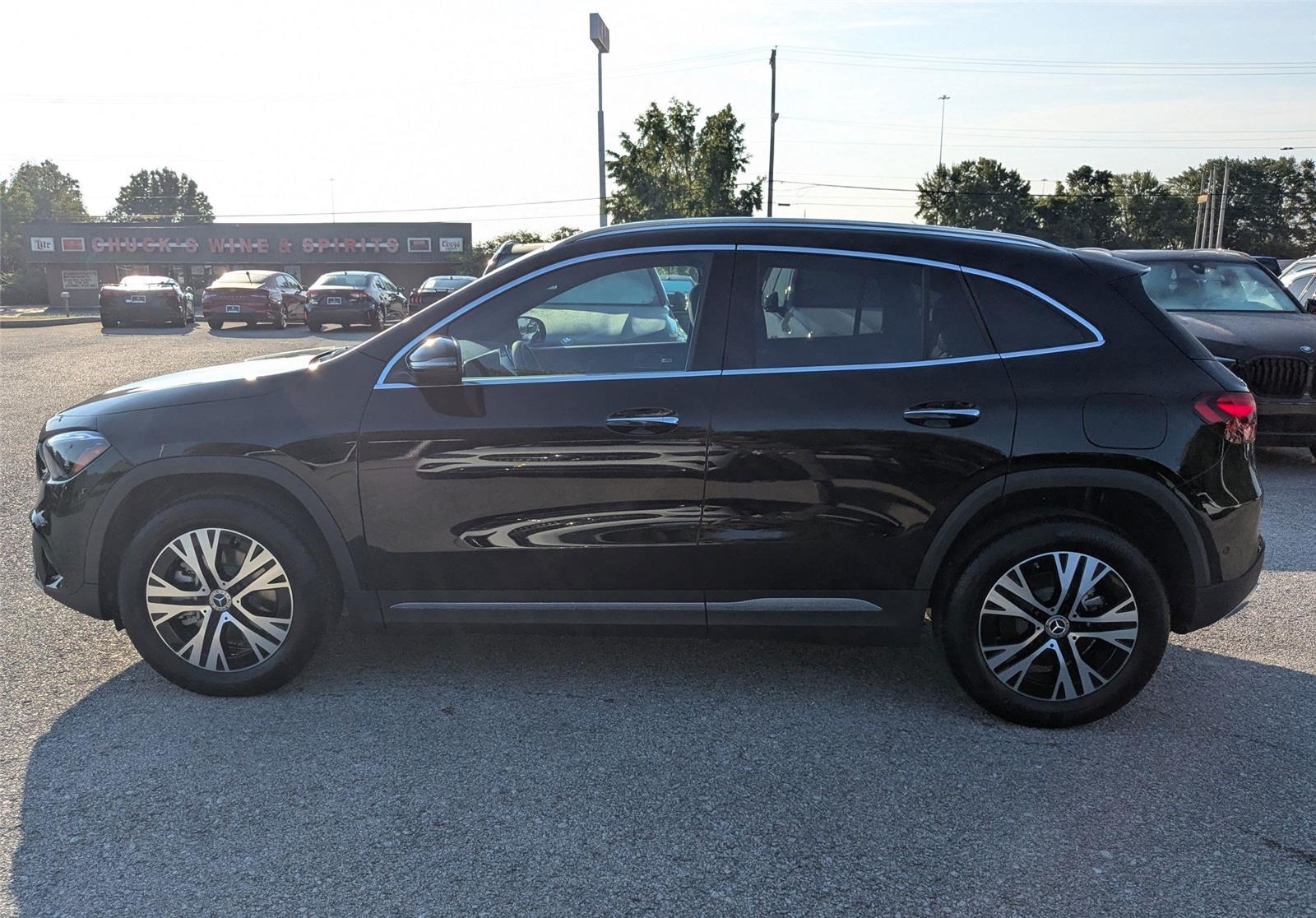 2026 Mercedes Benz GLA 250 4MATIC photo 2