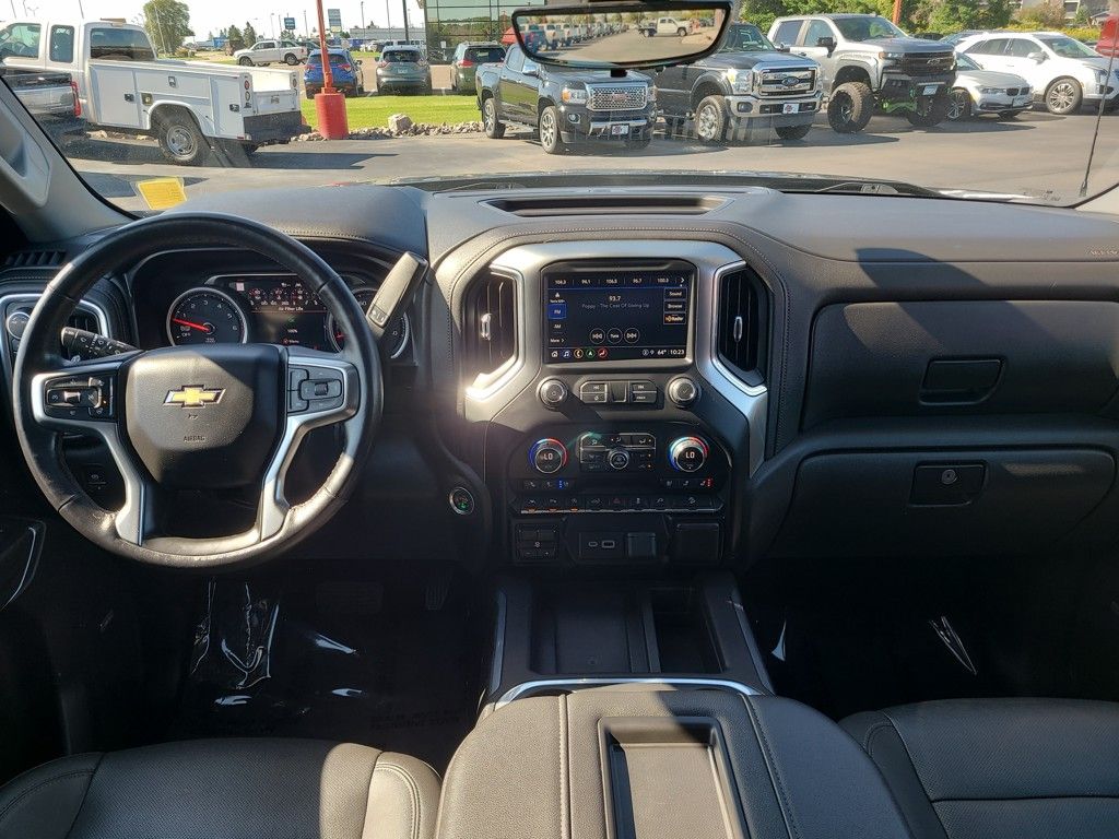 2021 Chevrolet Silverado 1500 LTZ photo 18