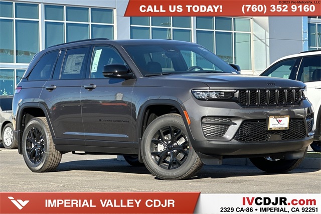 2025 Jeep Grand Cherokee Altitude's photo