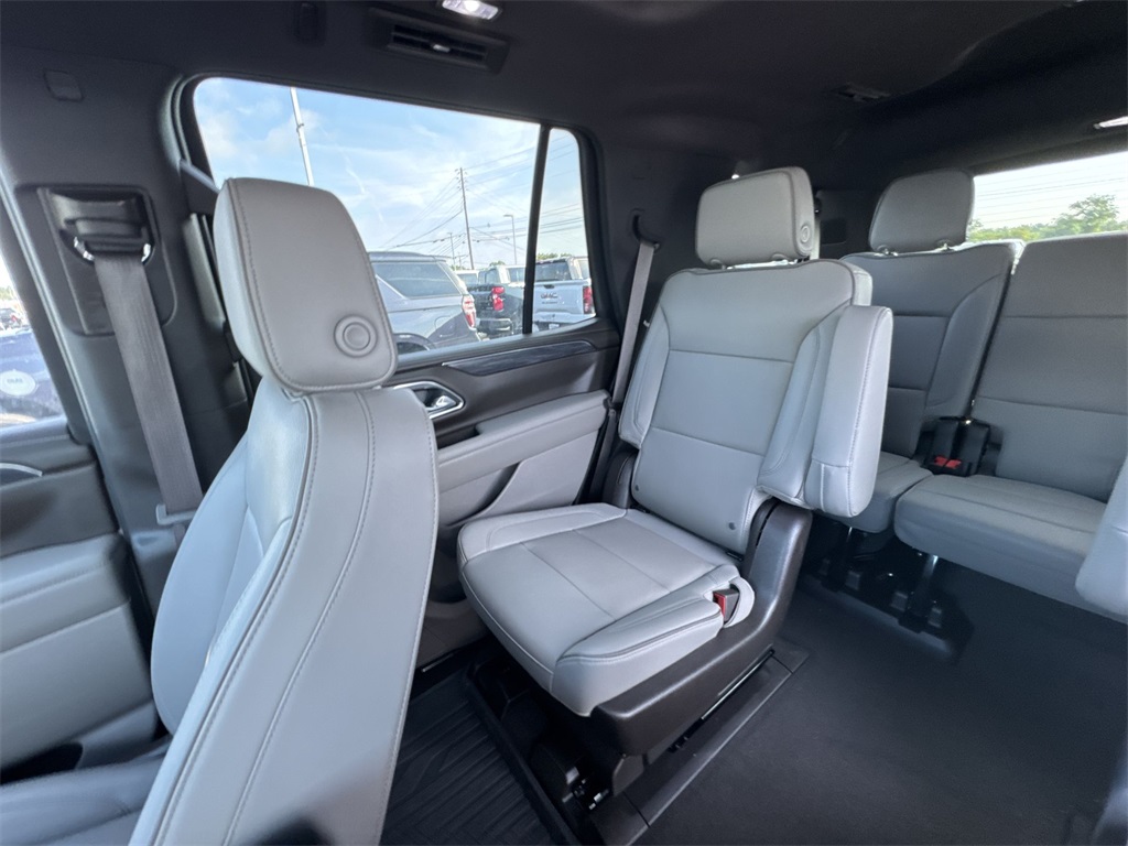 2023 Gmc Yukon SLT photo 12