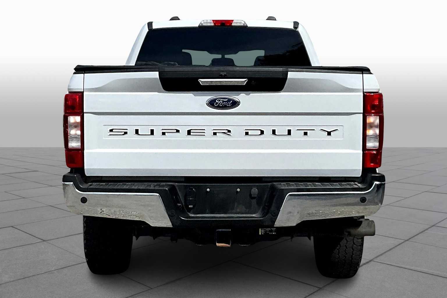 2020 Ford F-250 XLT photo 4