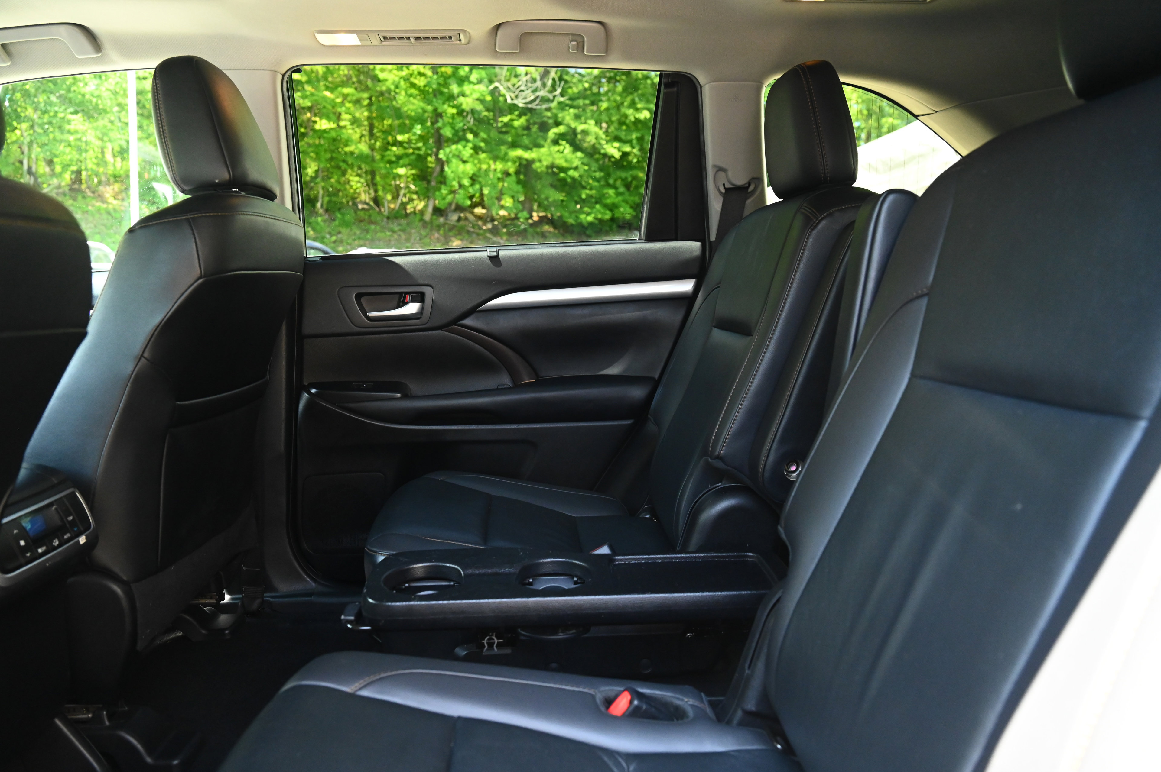 2019 Toyota Highlander XLE photo 25