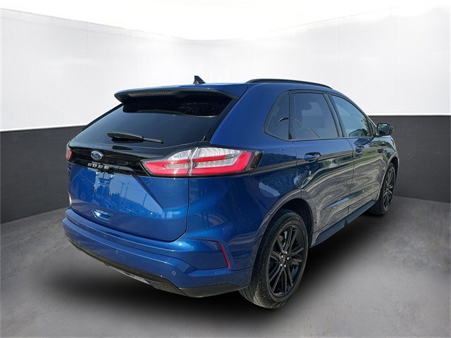 2022 Ford Edge ST photo 5