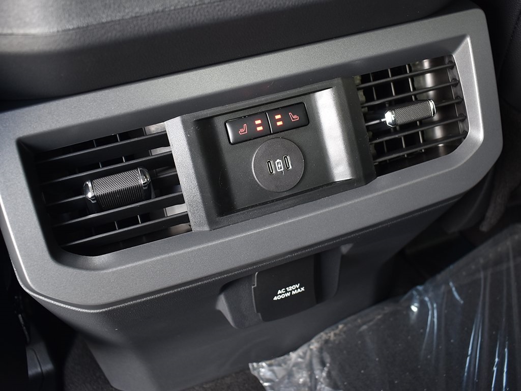 2026 Ford F-250 Lariat photo 16
