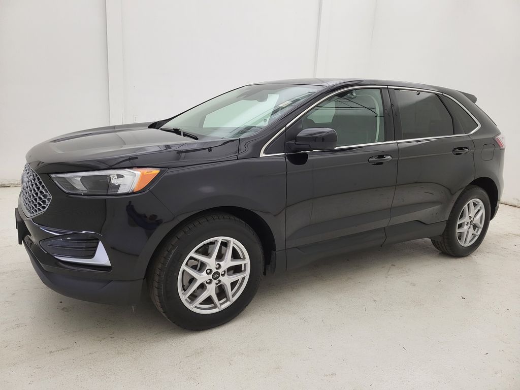 2024 Ford Edge SEL photo 18