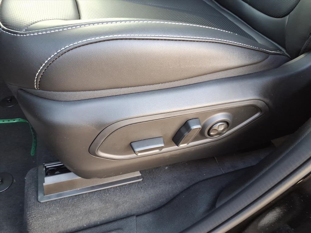 2025 Jeep Grand Cherokee Limited photo 8