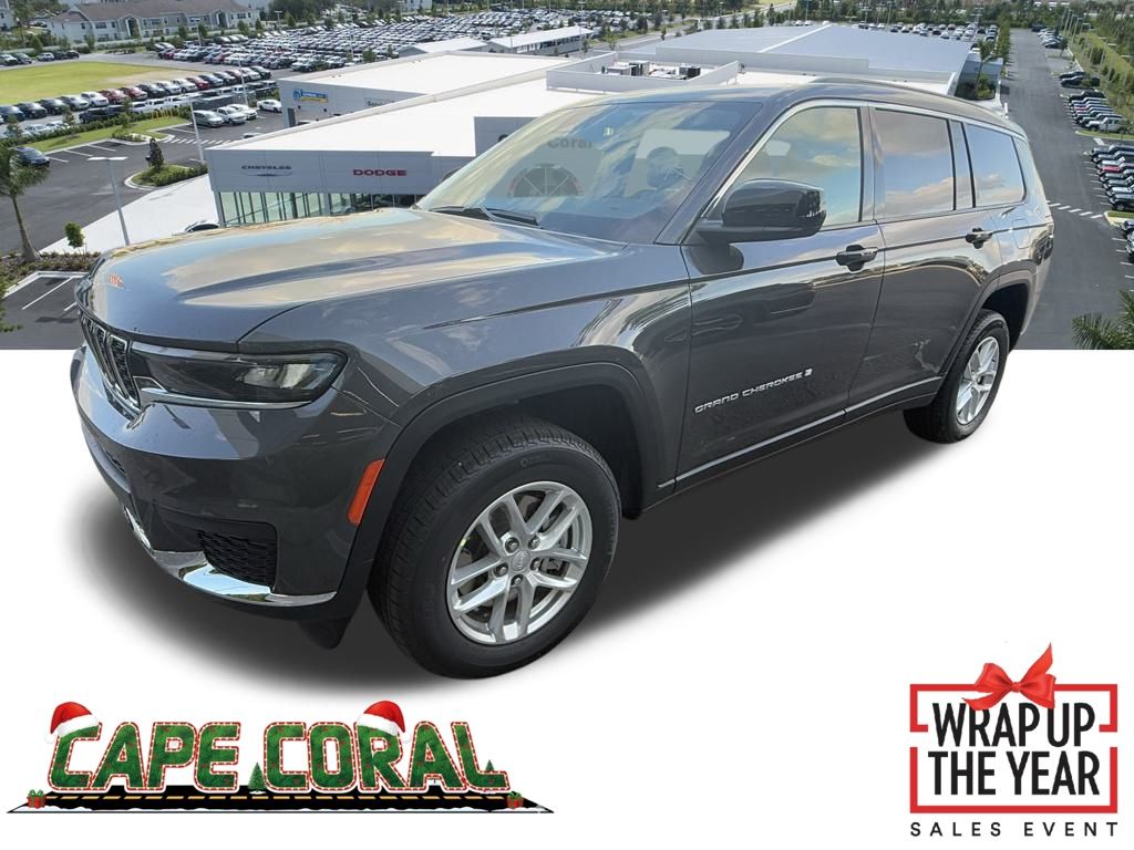 2025 Jeep Grand Cherokee L Laredo's photo