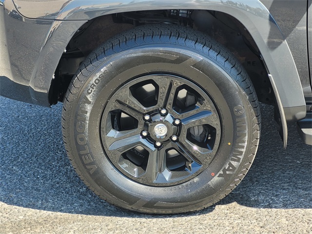 2024 Toyota 4Runner SR5 photo 10