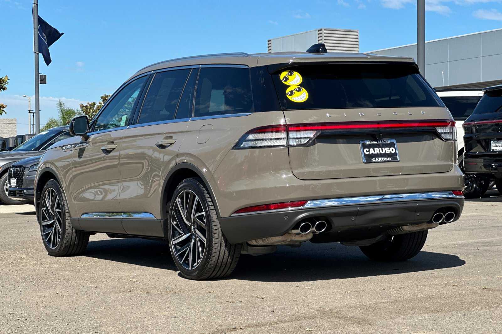 2025 Lincoln Aviator Reserve photo 5