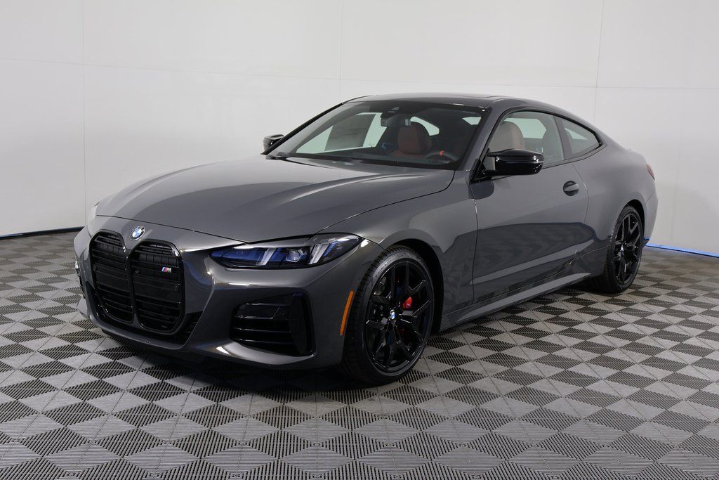 2026 BMW 4 Series M440i's photo