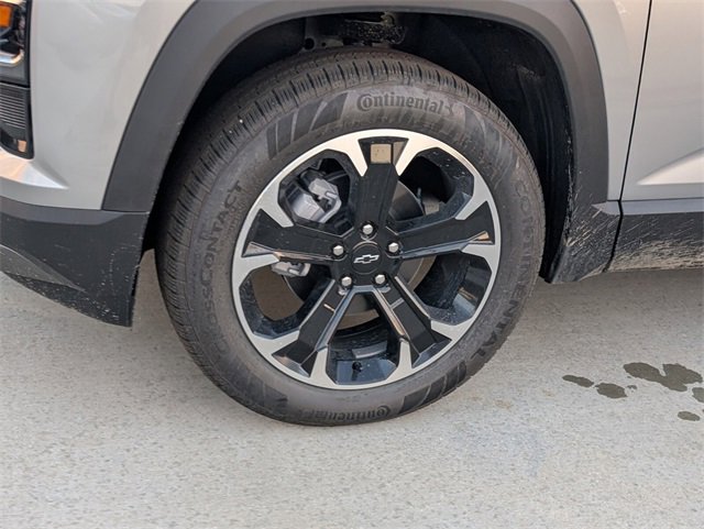 2026 Chevrolet Equinox LT photo 4