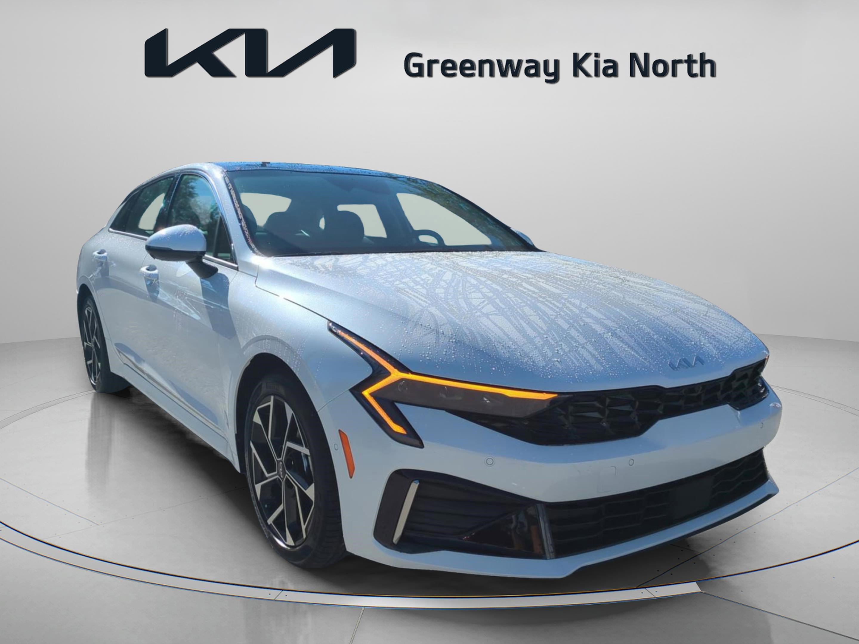 2026 Kia K5 EX's photo