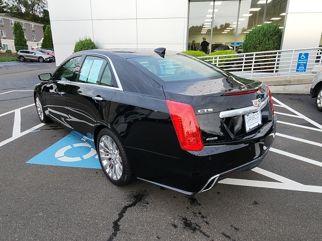 2017 Cadillac CTS Luxury photo 5