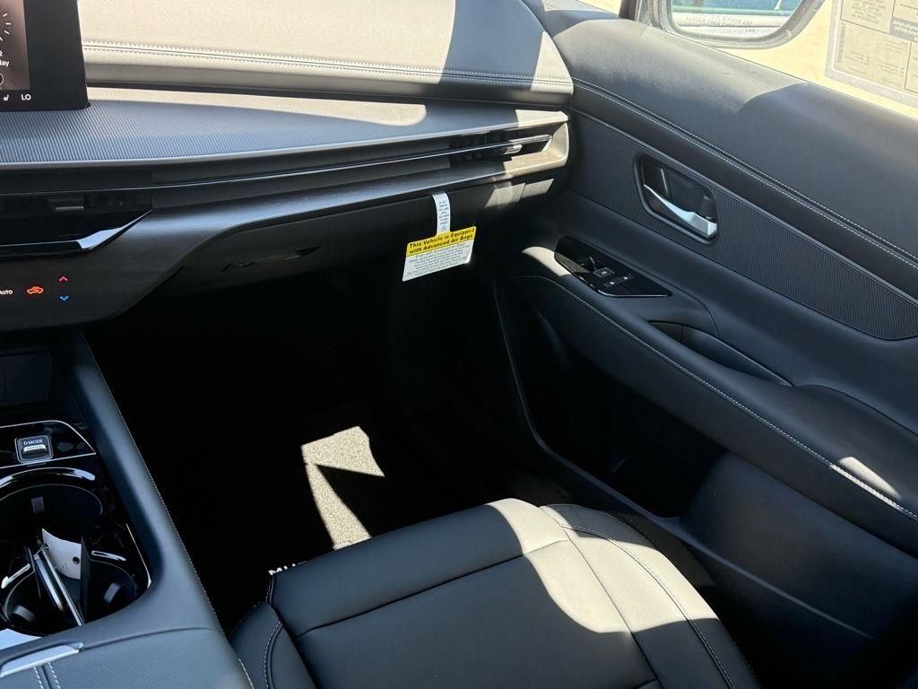 2025 Nissan Murano SV photo 4