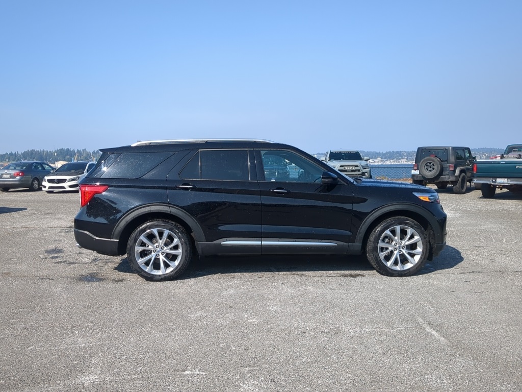 2021 Ford Explorer Platinum photo 8
