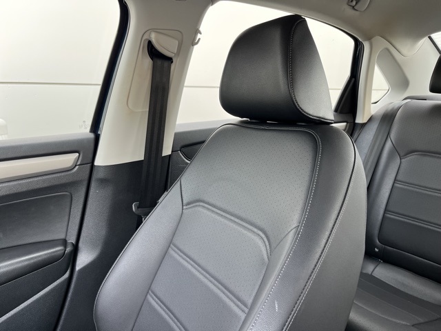 2022 Volkswagen Passat 2.0T SE photo 37