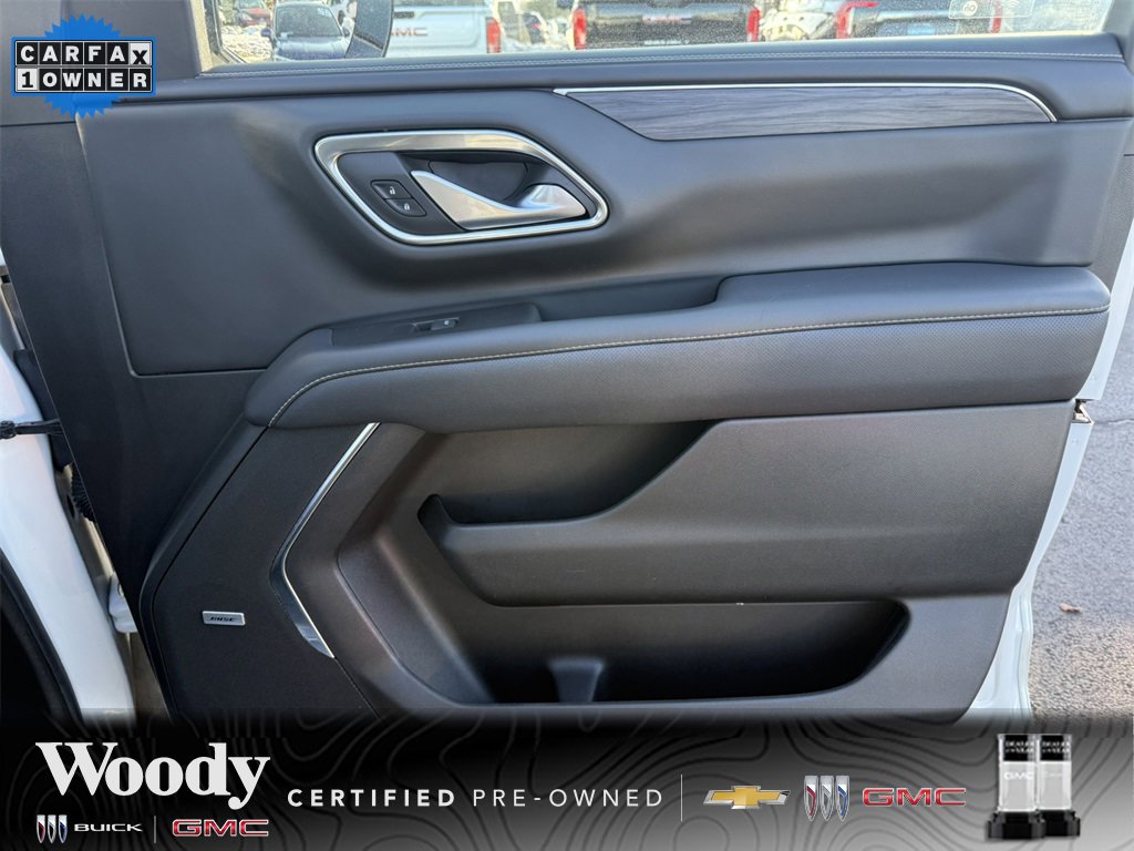 2022 GMC YUKON XL - Image 38