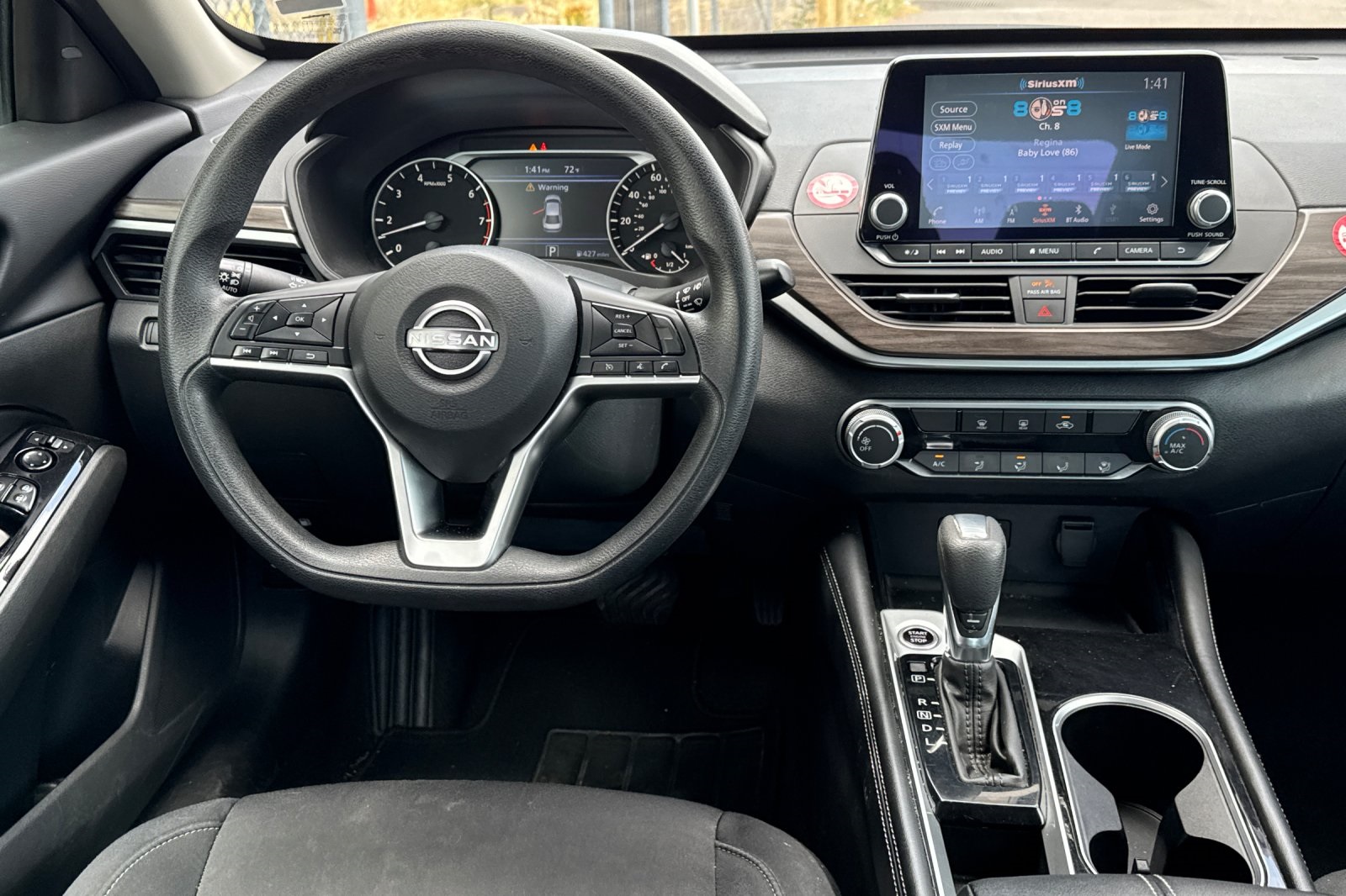 2023 Nissan Altima 2.5 SV photo 13