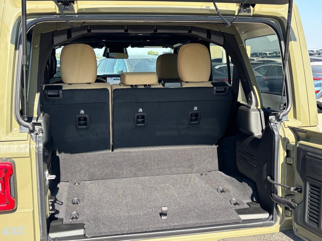 2025 Jeep Wrangler Willys 4xe photo 20