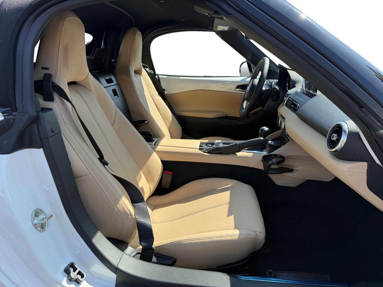 2025 Mazda MX-5 Miata Miata Grand Touring photo 17