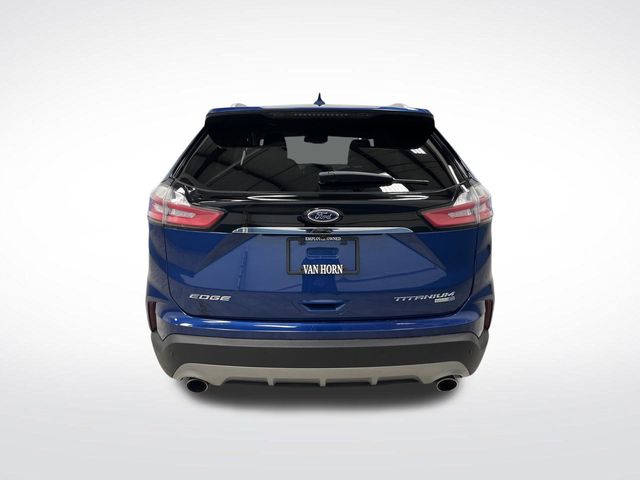 2020 Ford Edge Titanium photo 12