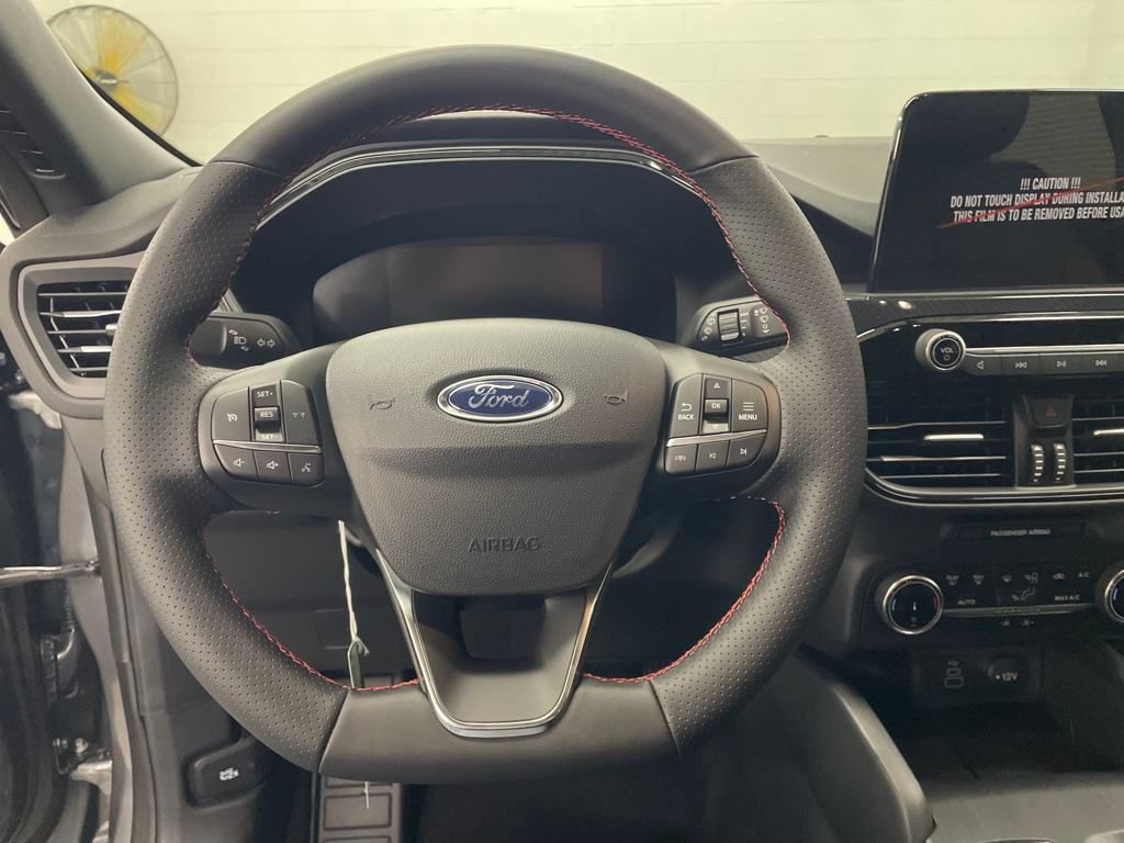 2025 Ford Escape Hybrid ST-Line photo 30
