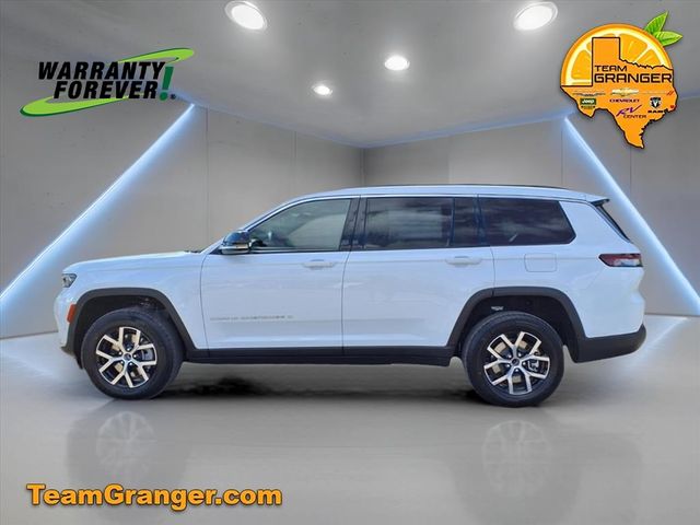 2025 Jeep Grand Cherokee Limited photo 2