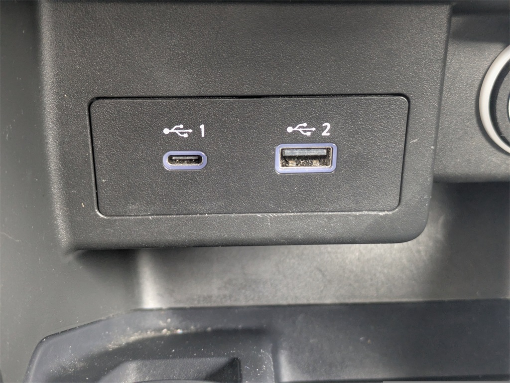 2024 Nissan Kicks SV photo 26