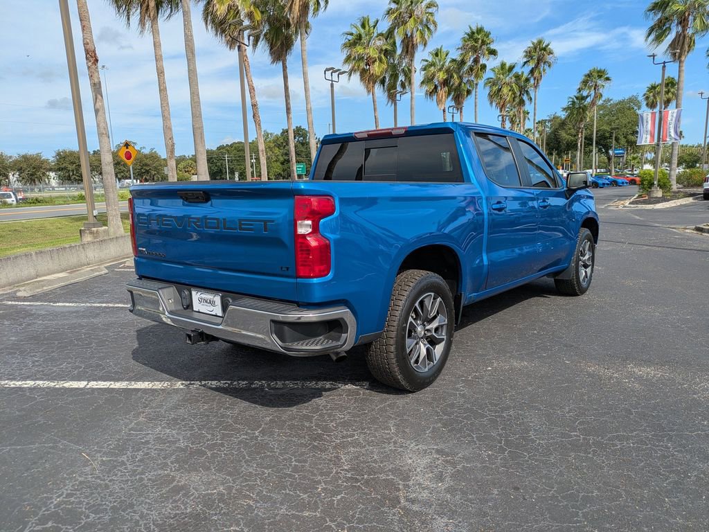 2022 Chevrolet Silverado 1500 LT photo 4