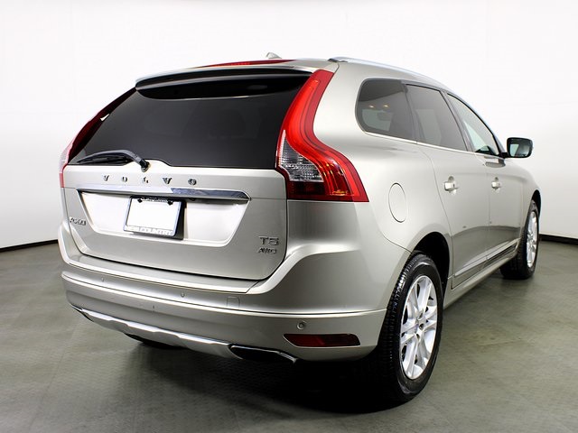 2015 Volvo XC60 T5 Premier photo 7