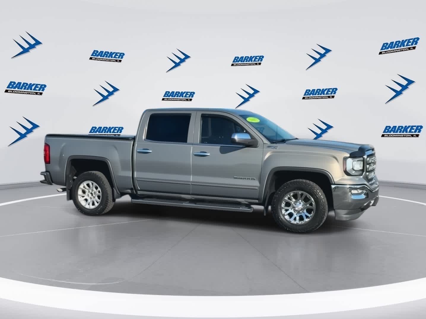 2017 Gmc Sierra 1500 SLE photo 2