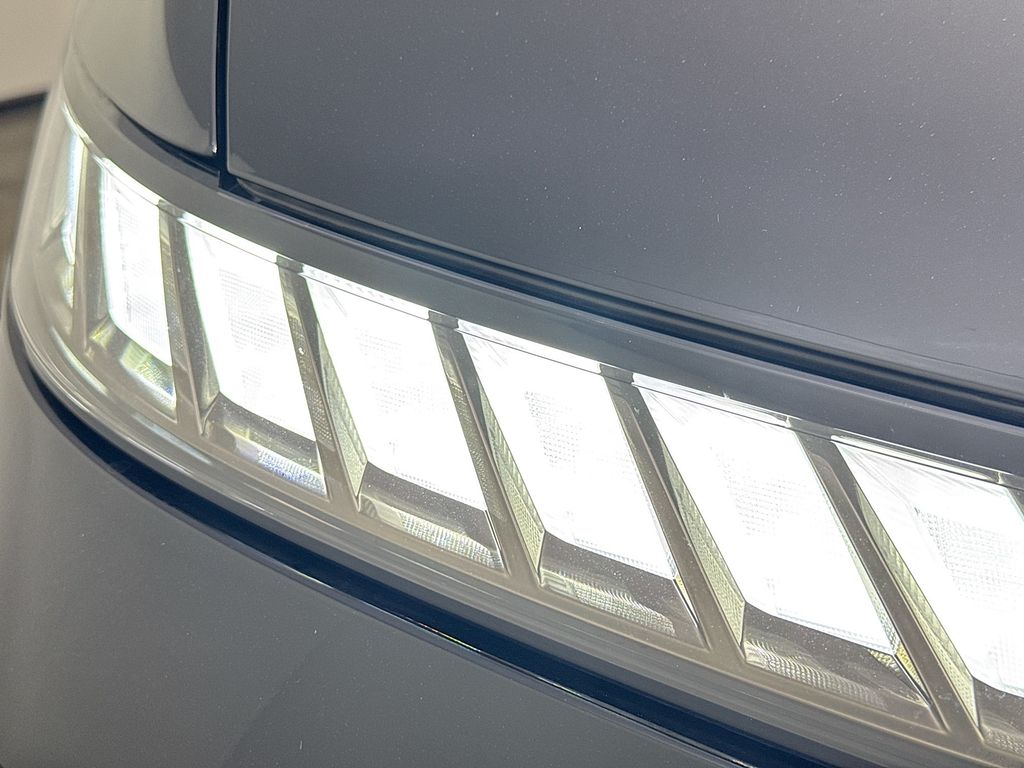 2025 Infiniti QX80 Luxe photo 34