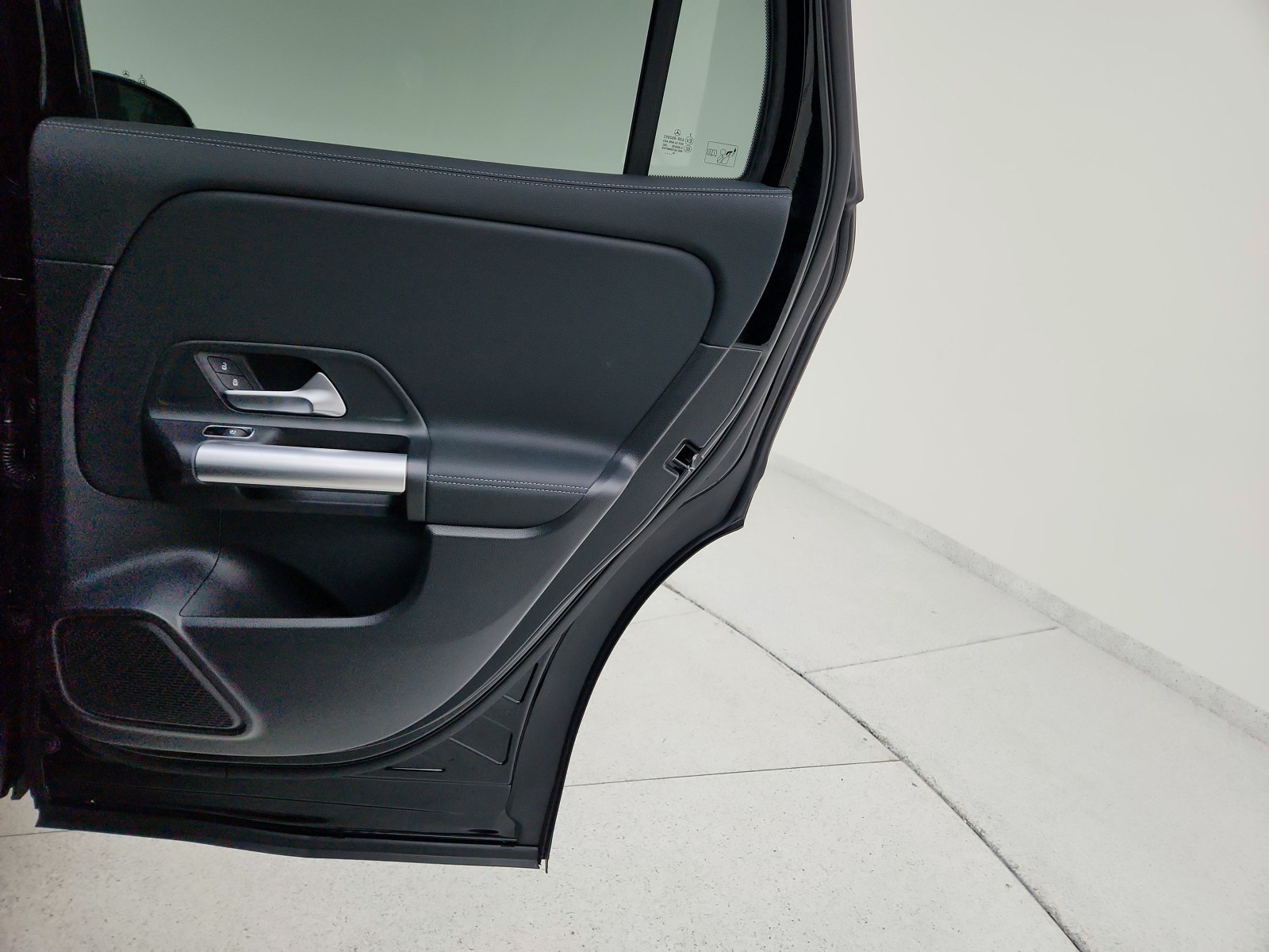 2025 Mercedes Benz GLA 250 photo 39