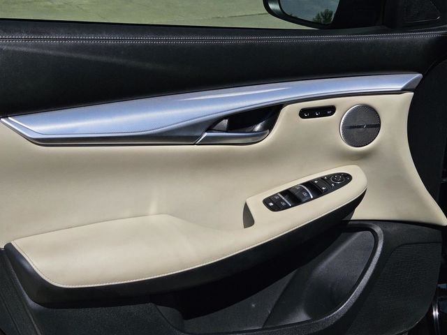 2022 Infiniti QX50 Essential photo 16