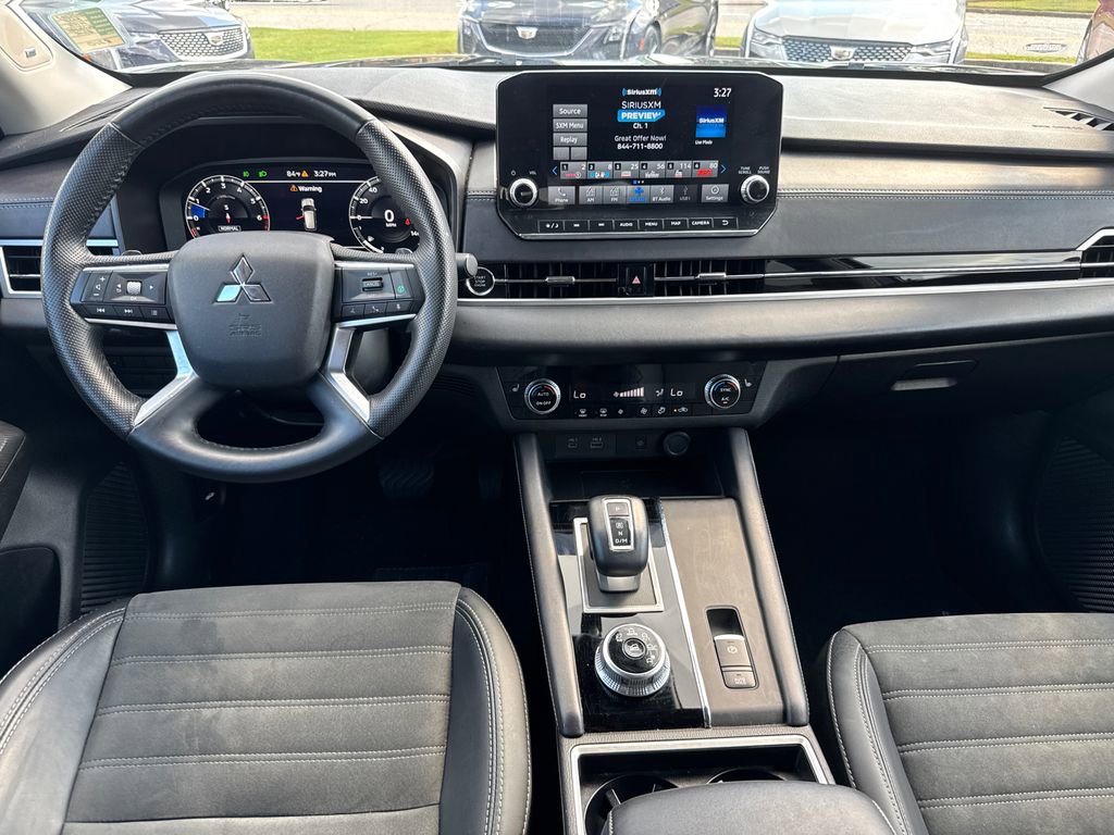 2024 Mitsubishi Outlander SE photo 22