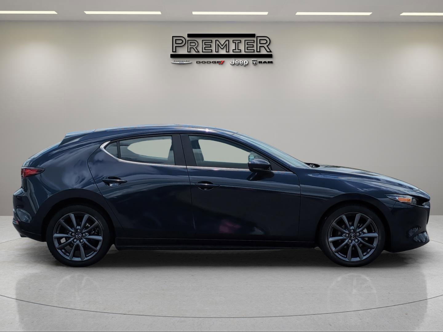 2024 Mazda Mazda3 Hatchback 2.5 s Preferred photo 7
