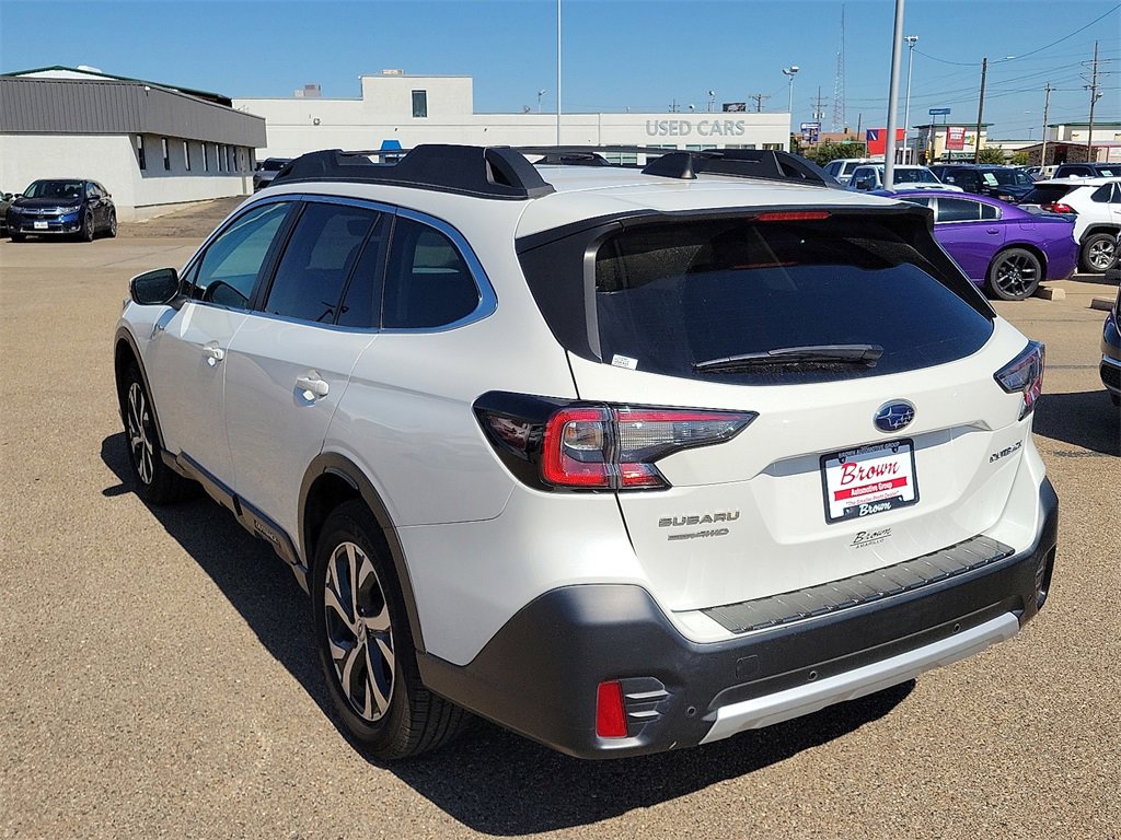 2022 Subaru Outback Limited photo 7