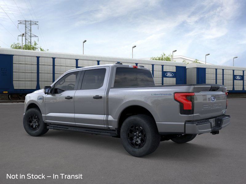 2025 Ford F-150 Lightning XLT photo 5