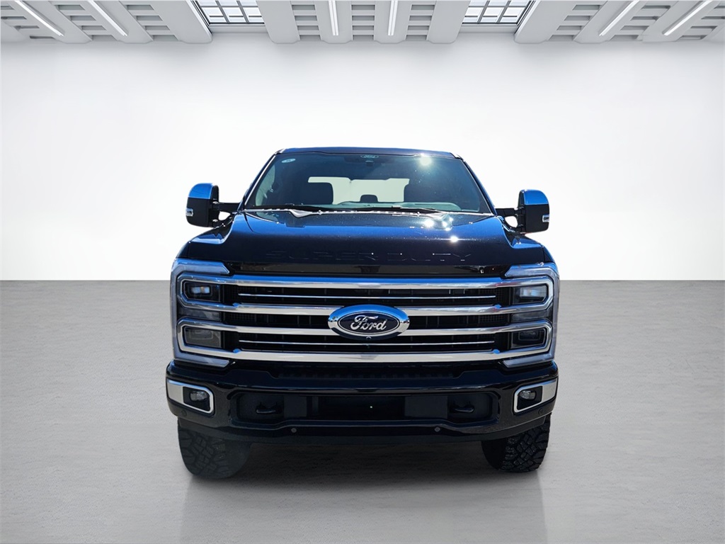 2026 Ford F-350 Platinum photo 2
