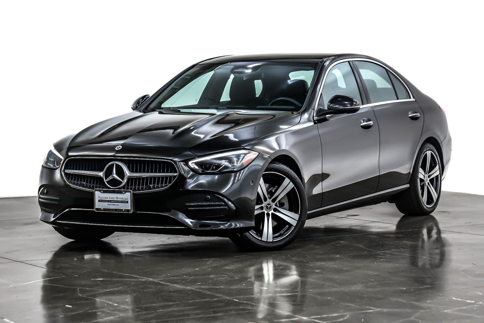 Next-to-New 2025 C 300 Sedan