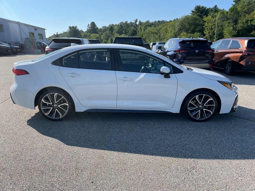 2021 Toyota Corolla SE photo 3