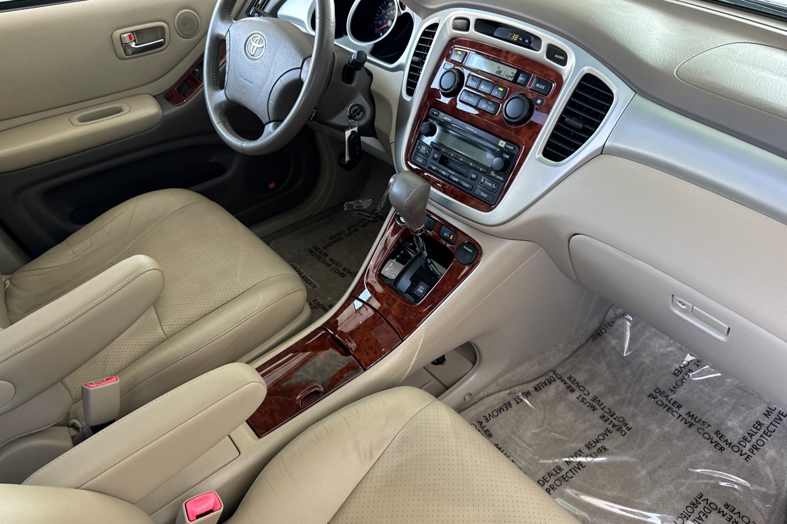 2005 Toyota Highlander Limited photo 16