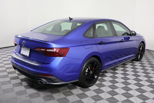 2024 Volkswagen Jetta GLI Autobahn Anniversary Edition photo 4