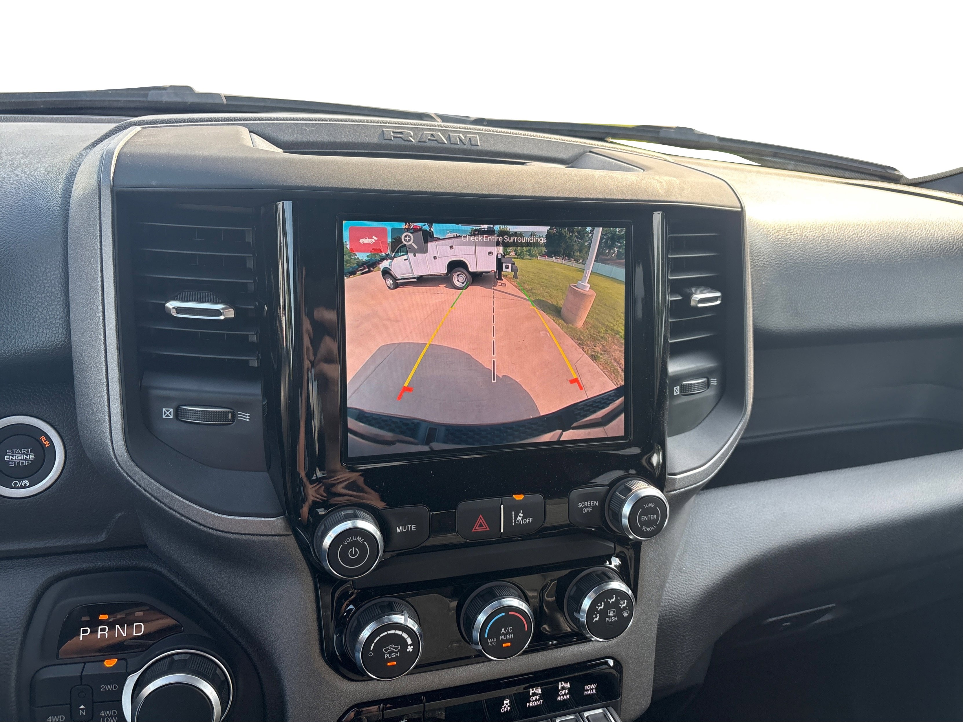 2025 Ram 1500 Tradesman photo 19