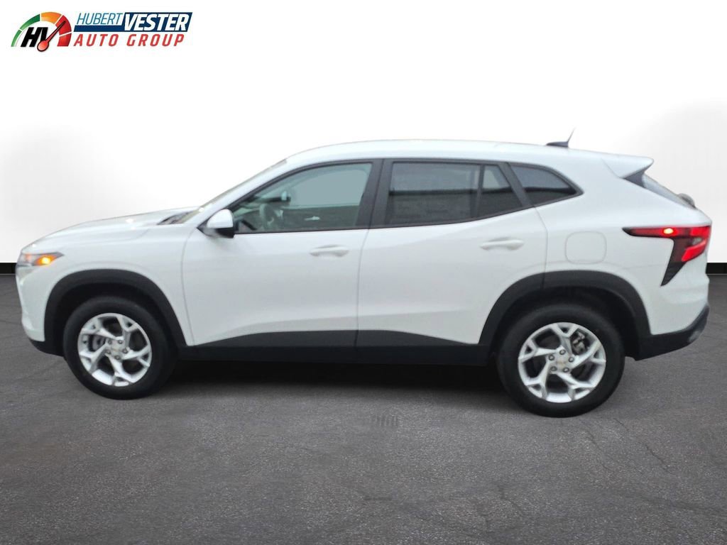 2026 Chevrolet Trax LS's photo