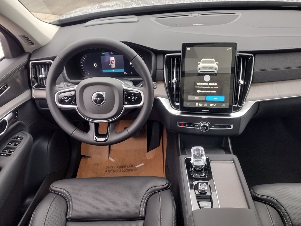 2026 VOLVO XC90 - Image 25