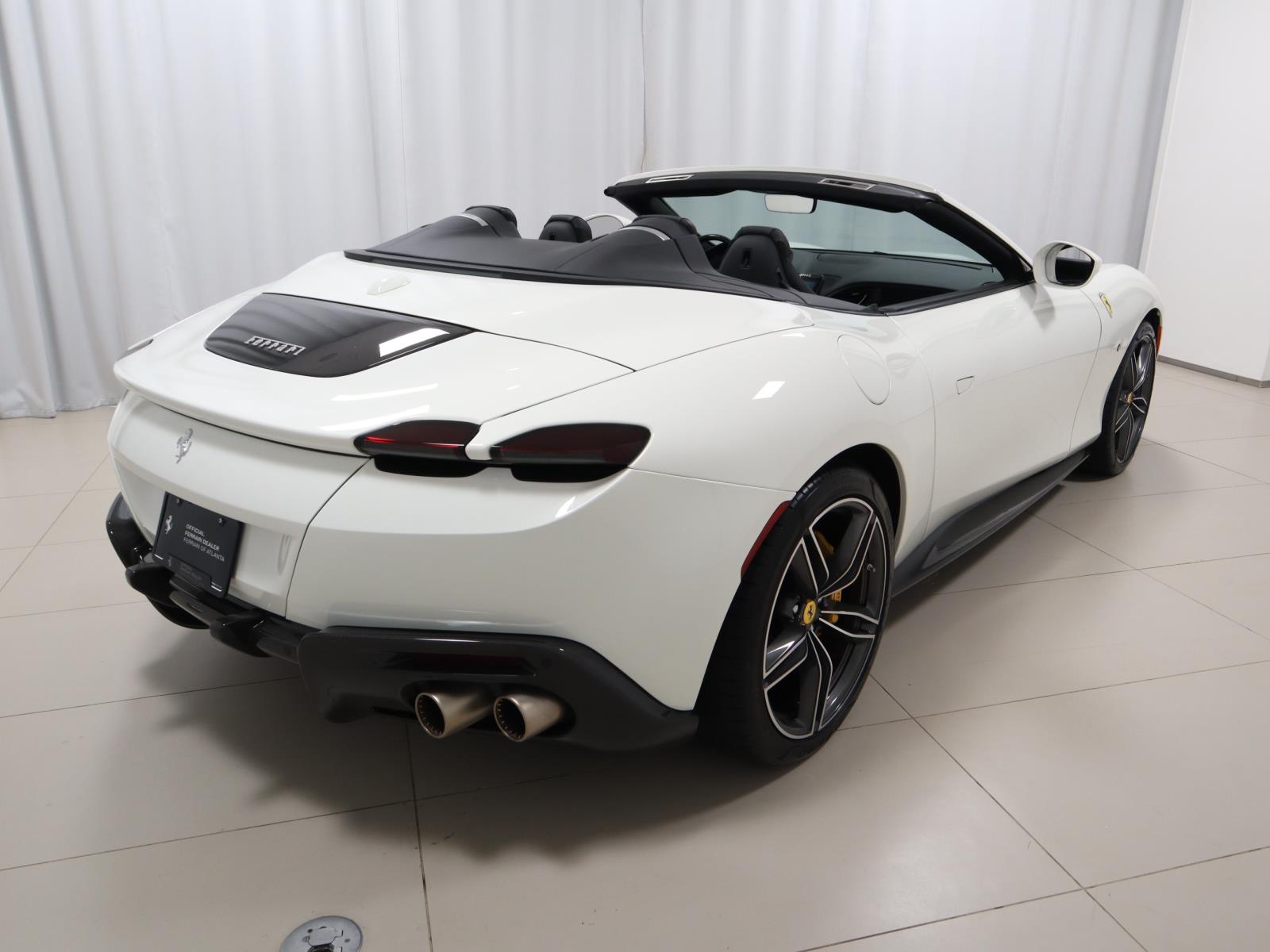 2024 Ferrari Roma Spider photo 9