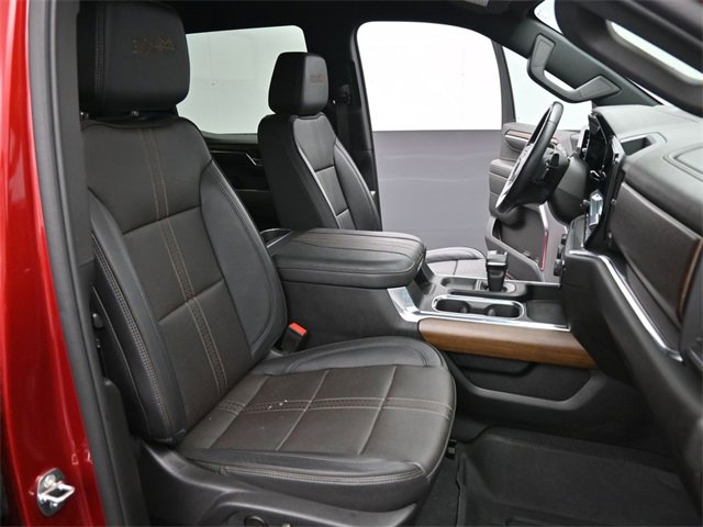 2024 Chevrolet Silverado 1500 High Country photo 3