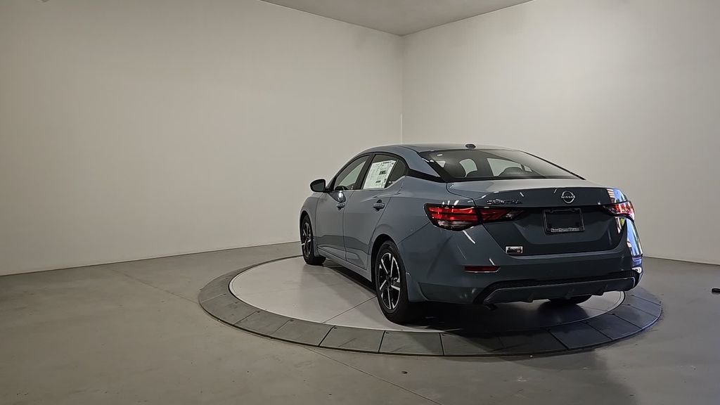 2025 Nissan Sentra SV photo 3